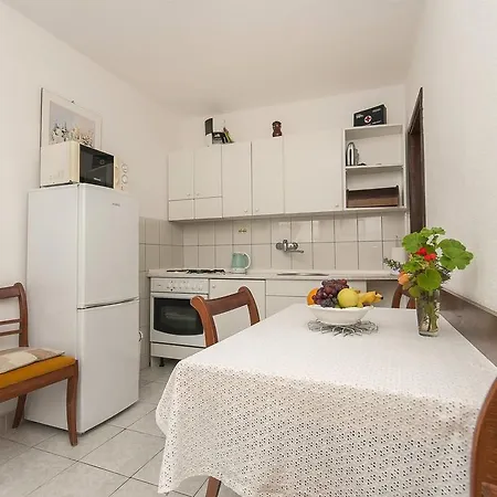 Apartment Luca *