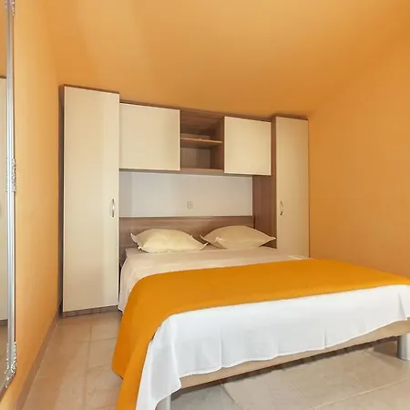 Luca * Rogoznica (Sibenik-Knin)